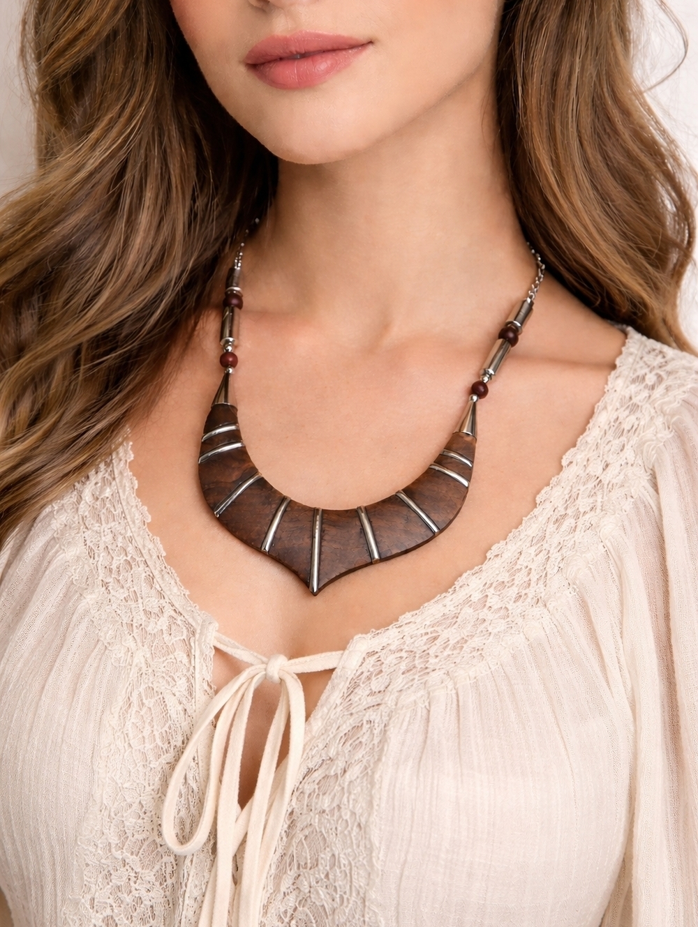 Vintage Wood And Silvertone Statemrnt Necklace